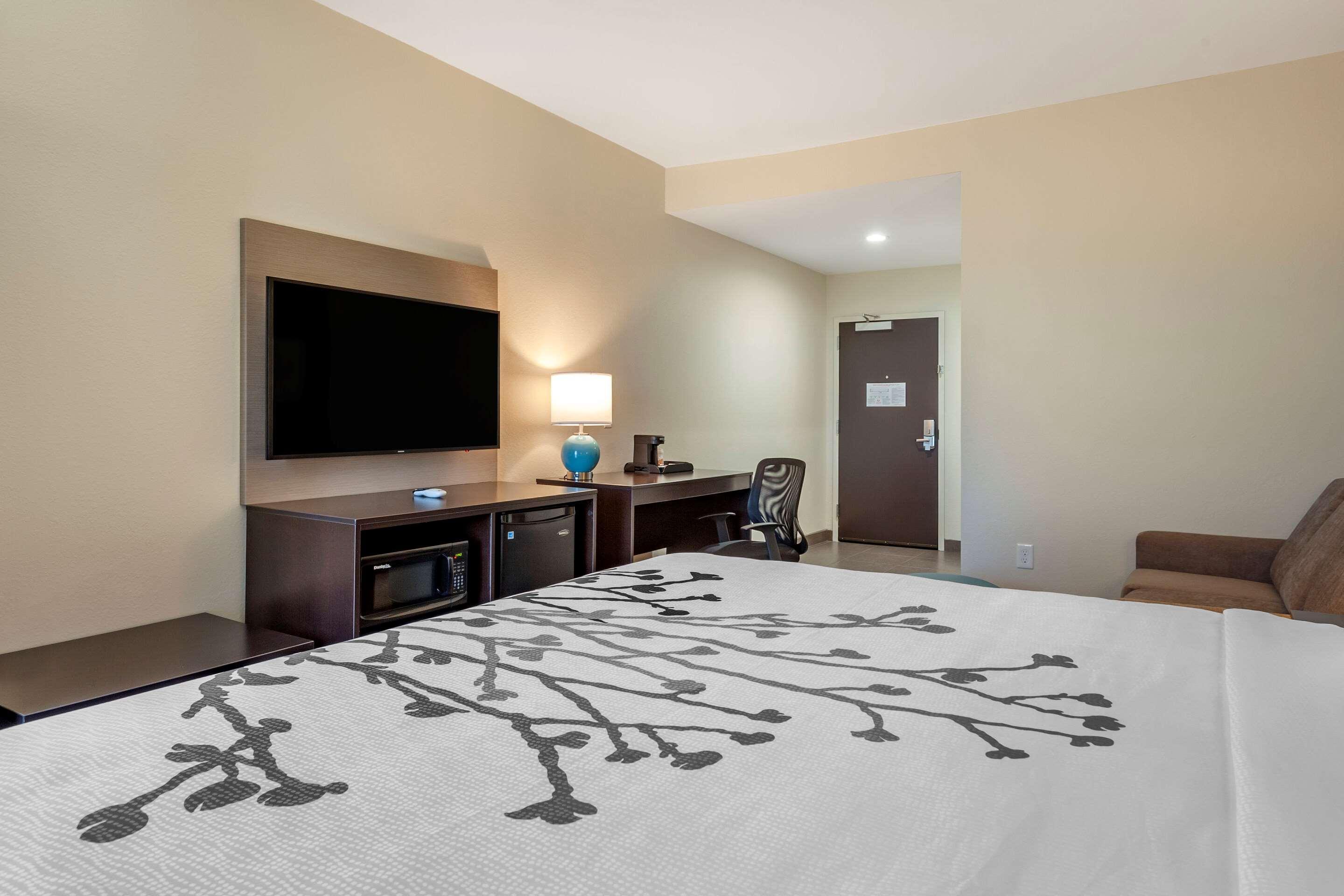 Sleep Inn & Suites Waller Exterior photo